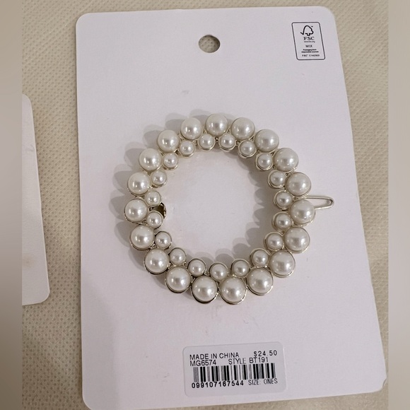 Bridal Hair Clip Accessories - Picture 5 of 7